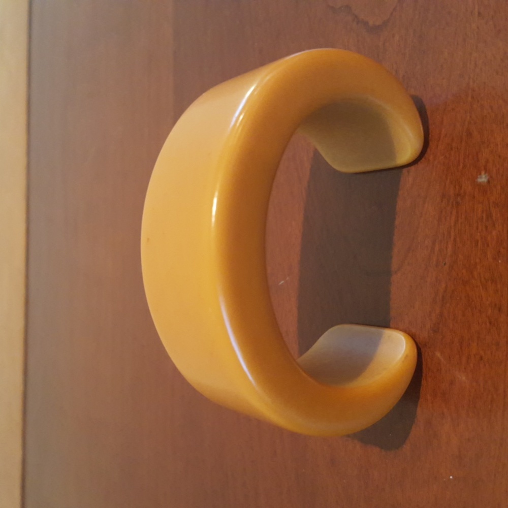 Vintage Butterscotch Bakelite Bracelet